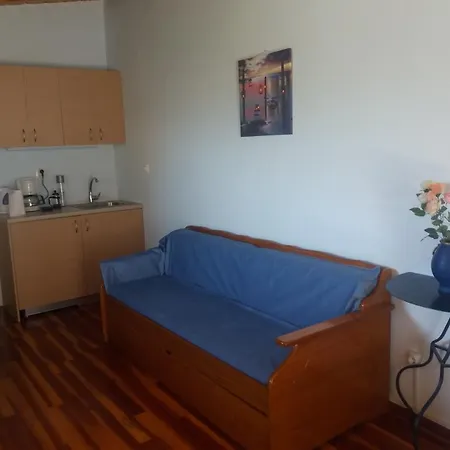 Nyaraló Per Mare Lutrá Oréasz Elénisz